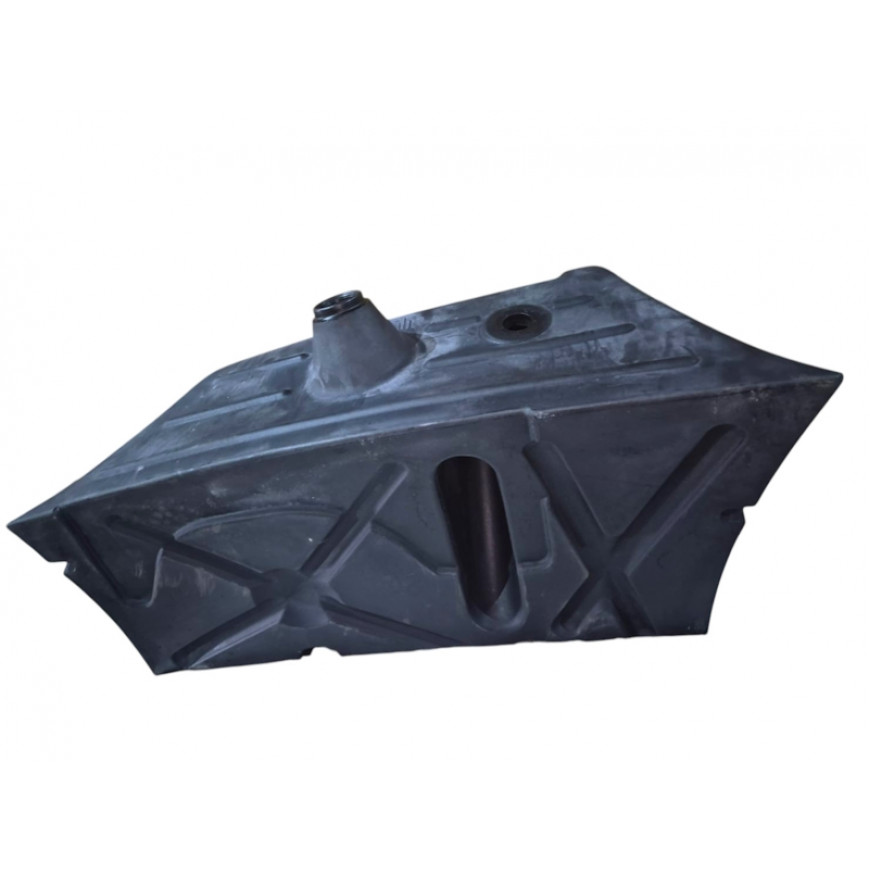 Бак топливный пластиковый (новая модель) JCB 128/E5189, 128/C2000. Бак топливный пластиковый (новая модель) JCB 128/E5189, 128/C2000.