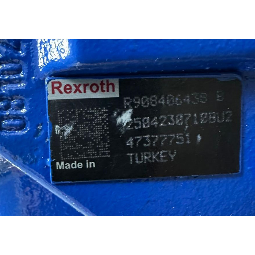 Передний распределитель на CASE 570, 580, 590. 69547707095, 47377751